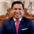 Autoridades locales en medio de la incertidumbre tras la renuncia del alcalde Darío Macas.