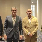 Pete Hegseth con las autoridades ecuatorianas