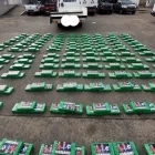 Policías interceptaron un camión sospechoso durante un operativo antidrogas cerca de Tulcán.