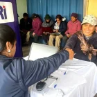 Adultos mayores y personas con discapacidad solicitan rebaja vehicular en línea mediante el SRI.