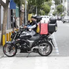 Se busca establecer un mecanismo único, digital y gratuito para identificar a las personas que prestan servicios de delivery.