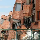 La destrucción de viviendas y edificios evidencia la magnitud del terremoto que golpeó principalmente a Chocó, Valle del Cauca, Risaralda y Caldas.