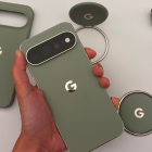 Google presenta el Pixel Tag junto a sus accesorios, diseñado para localizar objetos y también el teléfono.