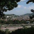 Vista panorámica de la avenida León Febres Cordero, en La Aurora.
