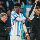 Alberto Campo durante su debut con Racing Club, al ingresar al minuto 60 ante Banfield por el Torneo Clausura argentino.