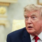 Muchos empiezan a normalizar los gravísimos desatinos de Trump como parte de su “personalidad extravagante”.