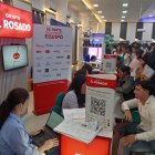 Larga fila se formó en el ITB para dejar una hoja de vida en feria de empleo, donde participaron 105 empresas.