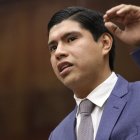 Steven Ordóñez renunció a la Asamblea Nacional para ser candidato a la Prefectura de El Oro.