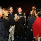 Vecinos y policías dialogan en el primer encuentro de ‘Líderes que transforman’.