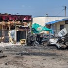 Daños causados ​​por misiles rusos en el pueblo de Pechenihy, en la región de Járkov (Ucrania), en un ataque perpetrado el 18 de agosto de 2026.