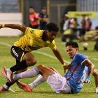 Encuentro entre Barcelona SC y Manta.