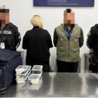 La ciudadana rusa Olga K. fue detenida en Quito mientras presuntamente intentaba salir del país con 32 iguanas marinas de Galápagos.