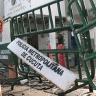 Escombros ocasionados por la detonación de un vehículo cargado con explosivos este 1 de septiembre de 2026 en Los Patios (Colombia).