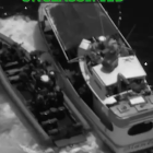 Captura de video publicado por el Comando Sur de los Estados Unidos sobre el ataque a la embarcación.