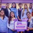 Ministra de Educación, Gilda Alcívar, durante la presentación del programa de becas Talento Joven, en Guayaquil.