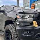 Comisión de Tránsito del Ecuador comparte imagen de la camioneta que atropelló a Mónica Martinich en Samborondón, localizada el sábado 6 de septiembre de 2026.