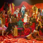 El elenco de Se vale todo combina danza, música y teatro en una puesta en escena dirigida por Pedro Moscoso