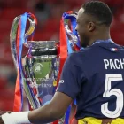 Willian Pacho es bicampeón de la Champions League con PSG.