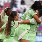 Italia celebra su clasificación a los octavos de final.