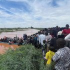 Personas desplazadas en el condado de Garissa, en el este de Kenia, como consecuencia de fuertes lluvias e inundaciones.