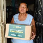 Imagen referencial de entrega de kits gratuitos que hace el Municipio de Samborondón.