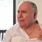 Abdalá Bucaram explica en qué consiste su problema cardiaco.