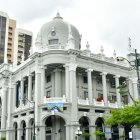 La Alcaldía de Guayaquil es ocupada por la alcaldesa subrogante, Tatiana Coronel.