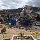 Equipos de emergencia y Medicina Legal acudieron al sector de Puente 4 tras el accidente registrado durante la tarde.