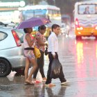 20-2-25-LLUVIA EN LA MARTHA DE ROLDOS AG-PERIODISTA AG-GRANASA AG-EXTRA
