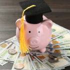 Imagen alusiva al financiamiento educativo de las Becas TIC 2026, que ofrecen $825 para cursos de formación.
