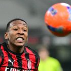 El ecuatoriano Pervis Estupiñán disputa la Europa League con AC Milan.