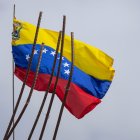 Fotografía de la bandera de Venezuela.