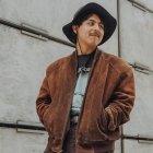Macario Martínez pasó de trabajar como barrendero en Ciudad de México a competir como Mejor Nuevo Artista en los Latin Grammy 2026.