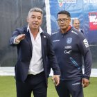 El entrenador argentino Marcelo Gallardo (i) fue oficializado como seleccionador de la Tri, con un vínculo hasta 2030.