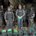 John Reimberg, ministro del Interior, informó sobre el operativo ejecutado en Manabí contra estructuras de delincuencia organizada.