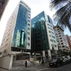 La av. República de El Salvador es una zona residencial, pero también concentra una gran cantidad de negocios.