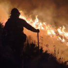 El incendio forestal en el cerro Casitagua afectó alrededor de 300 hectáreas, según informó el Municipio de Quito.