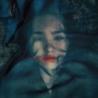 El documental Un zorro bajo una luna rosa (A Fox Under a Pink Moon), del cineasta Mehrdad Oskouei es el filme que abrirá el festival en la capital.