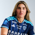 Manoly Baquerizo posa con la indumentaria del París FC, club al que llegó en julio de 2026 para continuar su carrera en el fútbol francés.