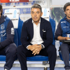 Marcelo Gallardo (C), entrenador de Ecuador, antes del partido amistoso de fútbol entre Corea del Sur y Ecuador, en el estadio Mundialista de Suwon, en Suwon.