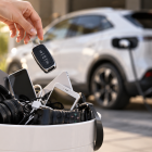 La innovación acelera la renovación de dispositivos y también puede afectar el valor de bienes más costosos, como los carros eléctricos.