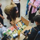 Tatiana Coronel, alcaldesa subrogante de Guayaquil, verificó las condiciones del CAMI ubicado en la avenida 29 y Oriente, uno de los espacios considerados para alojamiento temporal.