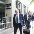 Isaac Álvarez, presidente de Liga, en su llegada al Consejo de Presidentes de LigaPro.