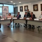 Miguel Ángel González, presidente de la Cámara de Comercio de Guayaquil, anuncia el adelanto del Viernes Negro en Ecuador.