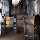 Los robos en las estaciones y buses de la Metrovía se han vuelto frecuentes.