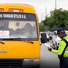 La ATM realizó controles en la avenida 25 de Julio para detectar vehículos que transportaban pasajeros sin autorización.