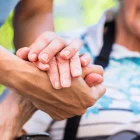 Para 2023, la esperanza de vida había aumentado hasta 73,3 años, quedando apenas una décima por debajo del registro de 2019.