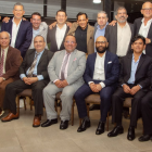 La promoción 42 del Cristóbal Colón se reunió en el Bankers Club.