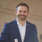 Fotografía difundida en la cuenta oficial en X @PaulPlamondon del líder del Partido Quebequés (PQ), Paul St-Pierre Plamondon.