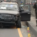 La Policía desplegó un operativo tras el asalto y localizó uno de los vehículos utilizados por los sospechosos en la vía Perimetral.